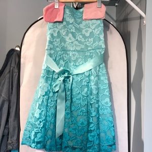 🌻 Blue Lace Short Prom Dress